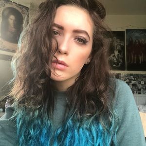 Meet your Posher, Isabella